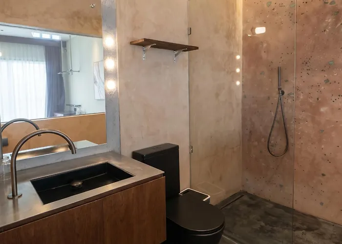 Vakantiehuis Balinese - Private Pool - 3br - Berawa *
