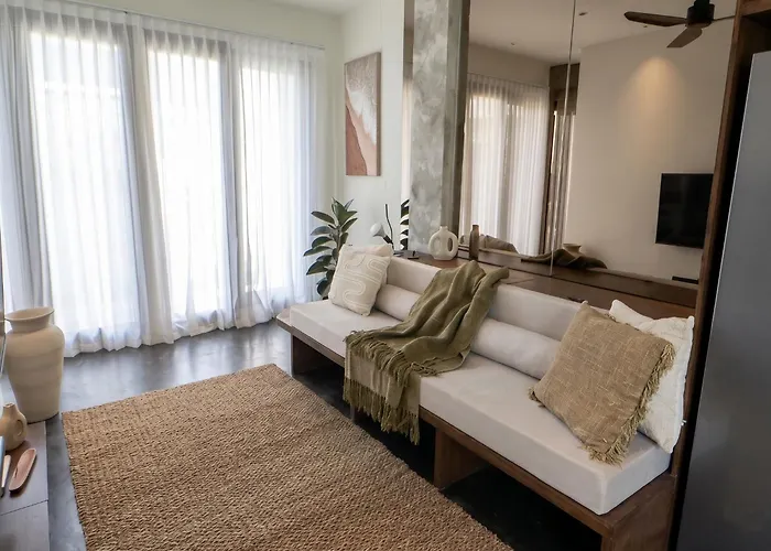 Vakantiehuis Balinese - Private Pool - 3br - Berawa